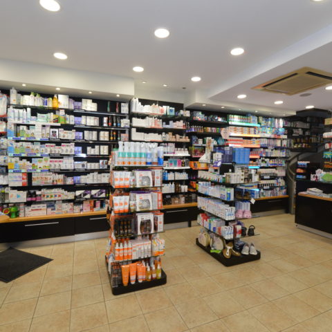 pharmacy-rontsis-inside-1
